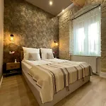 7 Kamienic 29 Lok 2b Vis A Vis Jasnej Gory *