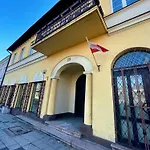 7 Kamienic 29 Lok 2b Vis A Vis Jasnej Gory