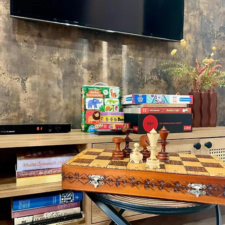 7 Kamienic 29 Lok 2b Vis A Vis Jasnej Góry Częstochowa