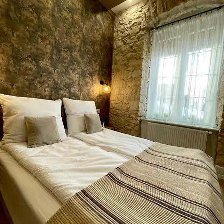 Apartament 7 Kamienic 29 Lok 2b Vis A Vis Jasnej Góry *