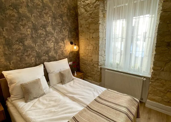 7 Kamienic 29 Lok 2b Vis A Vis Jasnej Gory Apartmán *
