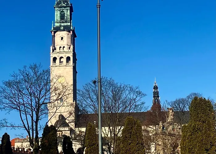 7 Kamienic 29 Lok 2b Vis A Vis Jasnej Gory * Czestochowa